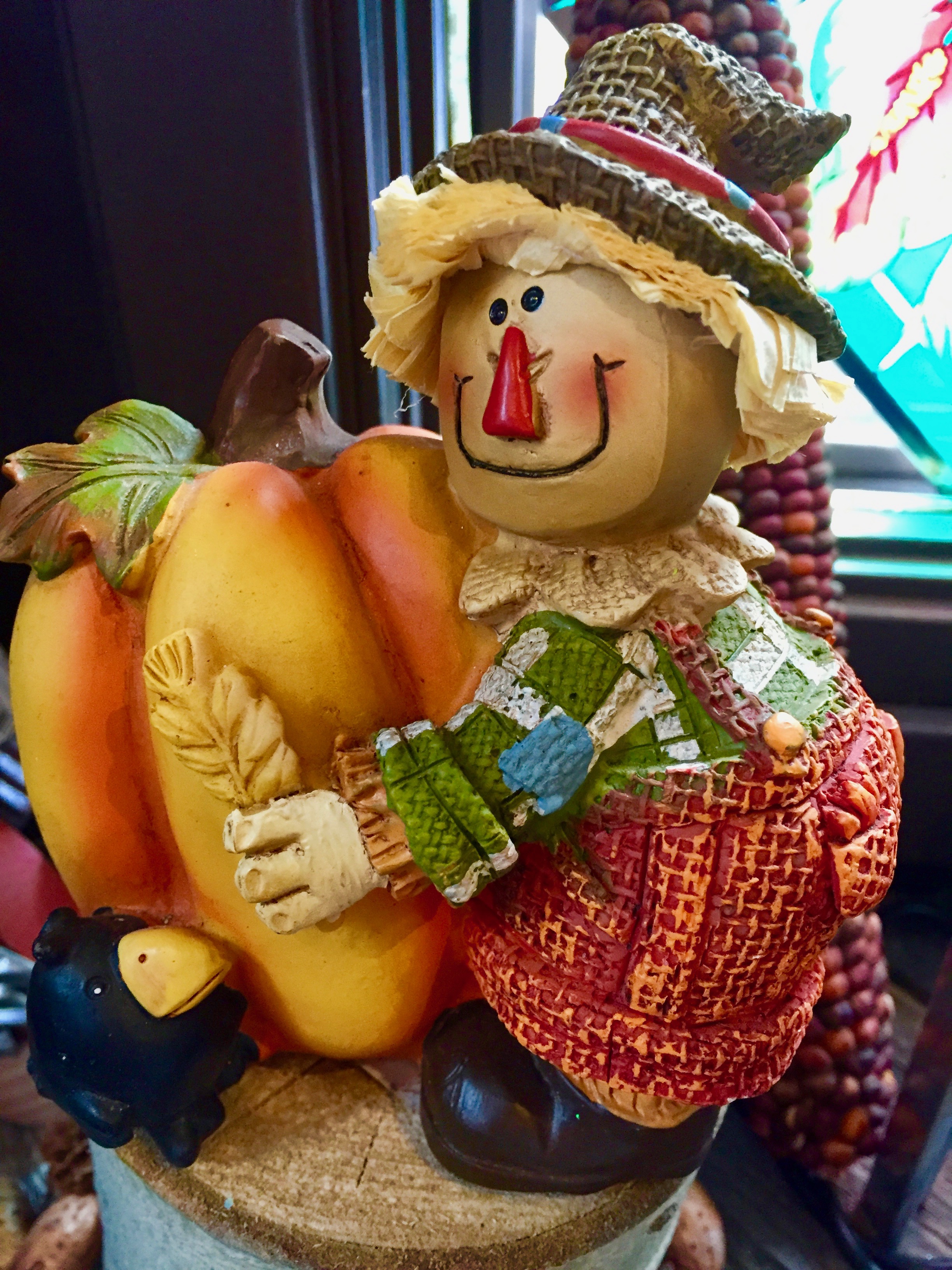 Scarecrow thanksgiving decor